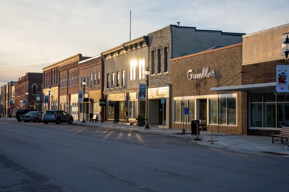 Cudahy — towing service